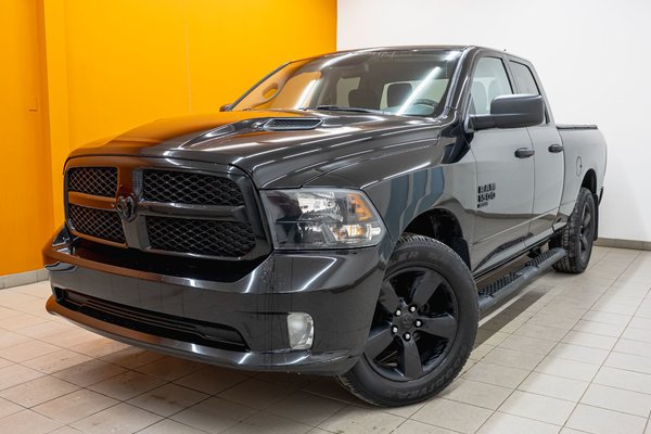 1500 Classic NIGHT EDITION 4X4 *CARPLAY* BLUETOOTH DIFF AUTO