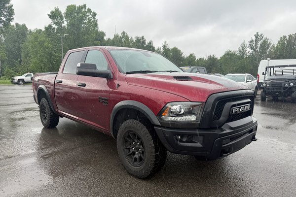 1500 Classic WARLOCK CREW 4X4 *CARPLAY* DEM DISTANCE *GR REMORQ