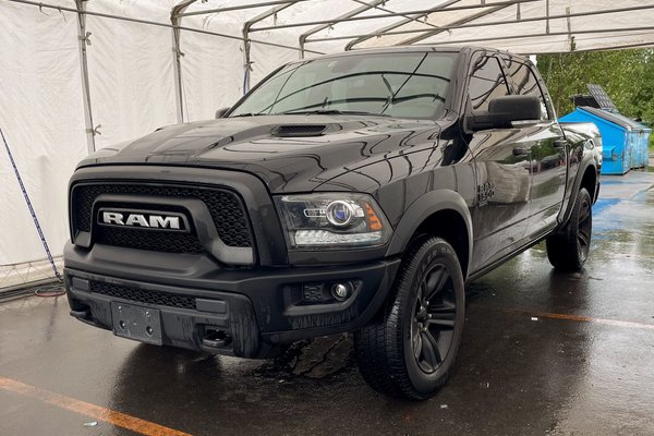1500 Classic WARLOCK CREW V6 4X4 *CARPLAY* GR TECH*DEM DISTANCE