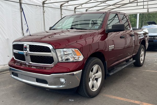 1500 Classic SXT V6 4X4 *SIEGES / VOLANT CHAUFF* CARPLAY *BED