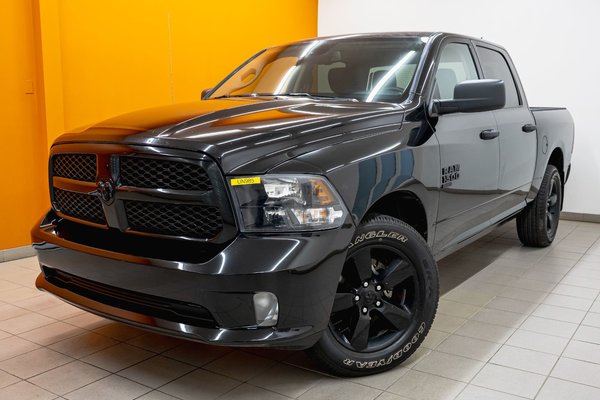 1500 Classic NIGHT EDITION CREW V6 4X4 *CARPLAY* HITCH IV *BED
