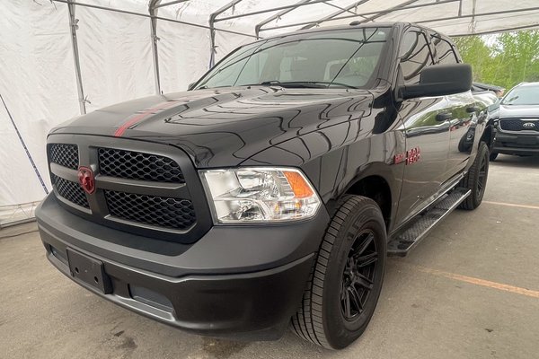 1500 SXT CREW 4X4 V8 *BEDLINER* BLUETOOTH HITCH USB
