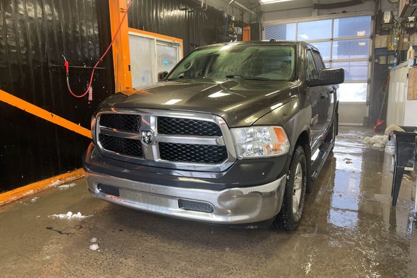 1500 SXT CREW 4X4 V8 *CAMÉRA* A/C REGUL VITESSE USB