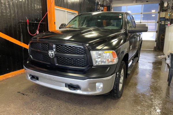 1500 OUTDOORSMAN 4X4 *NAVI* CARPLAY DIFF AUTO GR LUXE