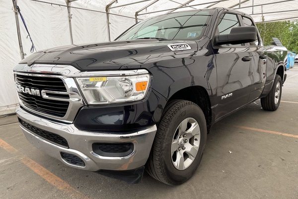 1500 TRADESMAN 4X4 V8 *BEDLINER* RATIO 3.92 BOITE 6.4
