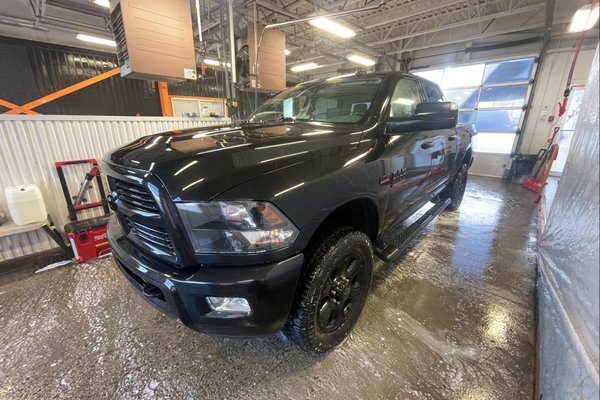 2500 SLT CREW 4X4 V8 *CARPLAY* DIFF AUTO BLUETOOTH USB