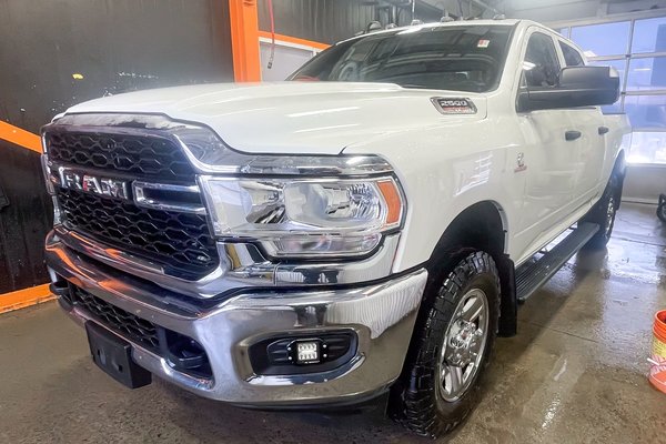 2500 TRADESMAN LEVEL 2 CREW 4X4 DIESEL *CARPLAY* USB