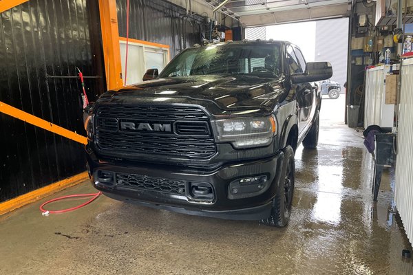 2500 LIMITED NIGHT CREW 4X4 DIESEL *NAV* CUIR PNBV 9900
