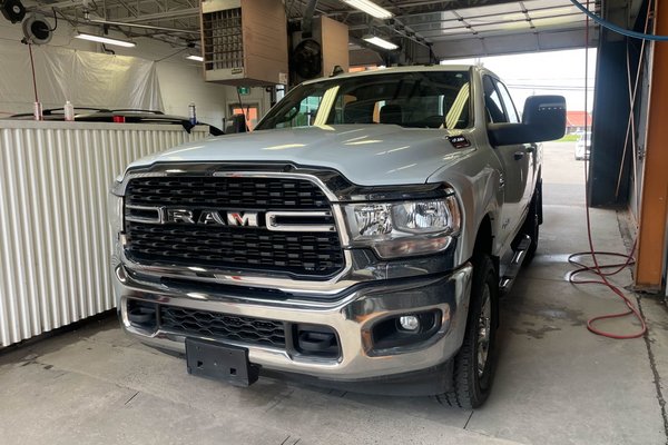 3500 BIG HORN CREW 4X4 DIESEL *LEVEL 1* CARPLAY USB