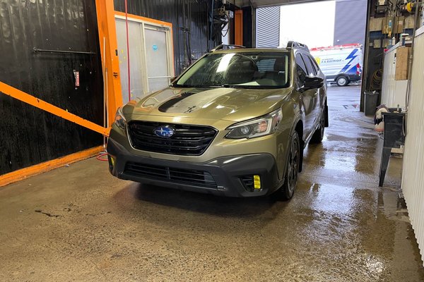 Outback OUTDOOR XT AWD *TOIT* SIÈGES CHAUFF HAYON ELECT