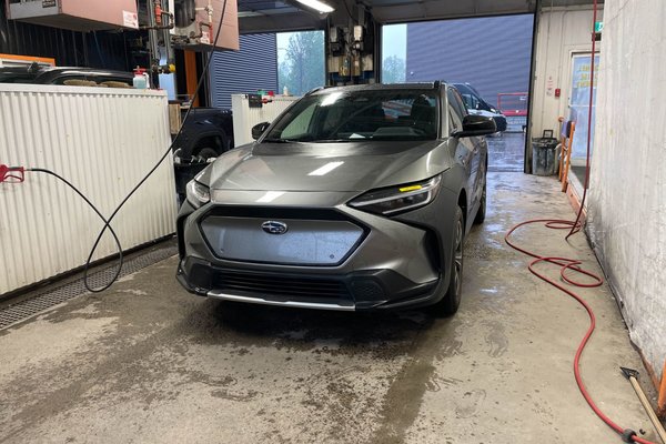 Solterra EV AWD *NAV* SIÈGES CHAUF REG ADAP CARPLAY ALERTES