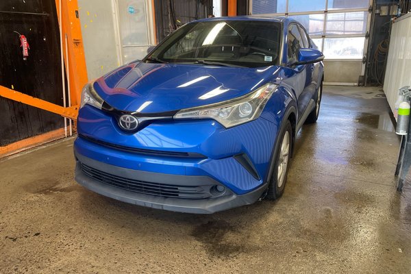 C-HR XLE *SIÈGES CHAUF* REG ADAPT GR SÉCURITÉ BLUETOOTH