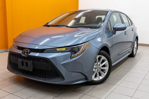 Corolla LE UPGRADE PKG AUTO *TOIT* SIÈGES CHAUF CARPLAY