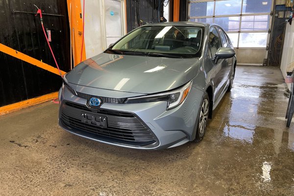 Corolla HYBRID LE *SIÈGES CHAUFF* REG ADAPT CARPLAY