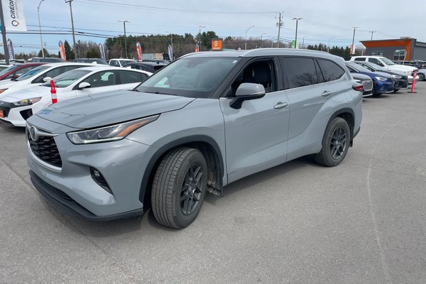 Highlander HYBRID XLE AWD *TOIT* SIÈGES CHAUFF 7 PLACES