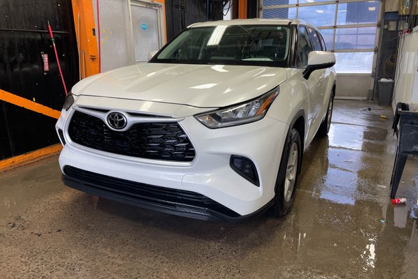 Highlander LE AWD *SIÈGES CHAUFF* CARPLAY REG ADAPT 7 PLACES