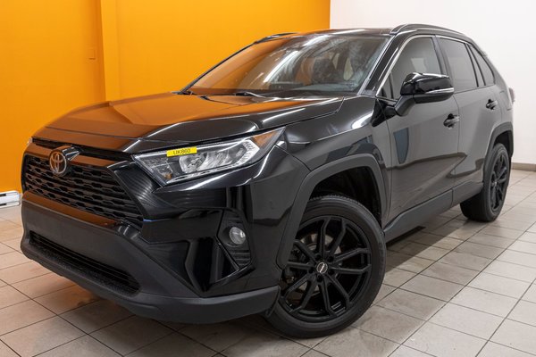 RAV4 XLE AWD *TOIT* SIÈGES / VOLANT CHAUFF HAYON ÉLECT