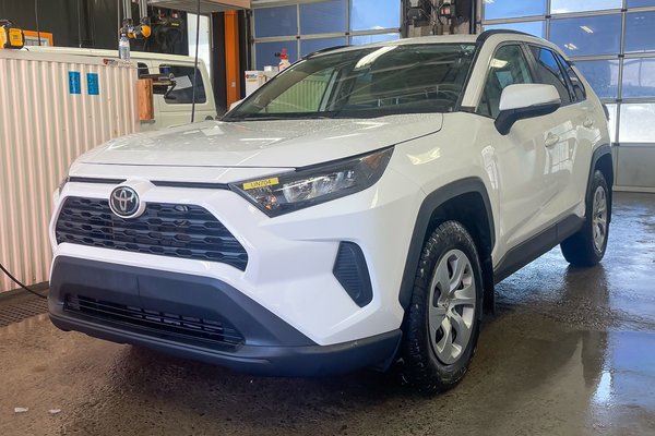 RAV4 LE AWD *SIÈGES CHAUFF* CARPLAY REG ADAPT ALERTES