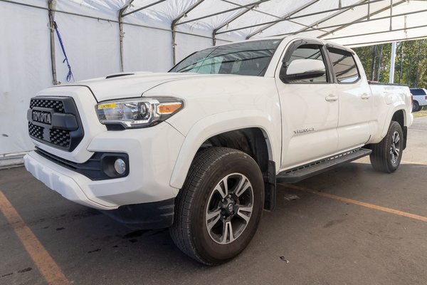 Tacoma SR5 TRD SPORT CREW 4X4 *TOIT* CUIR SIÈGES CHAUFF