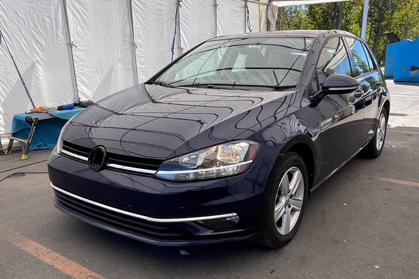 Golf COMFORTLINE AUTO *TOIT* SIEGES CHAUF *CARPLAY* USB