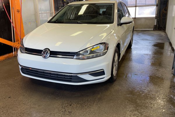 Golf TRENDLINE *SIÈGES CHAUFF* CARPLAY BLUETOOTH CAMÉRA