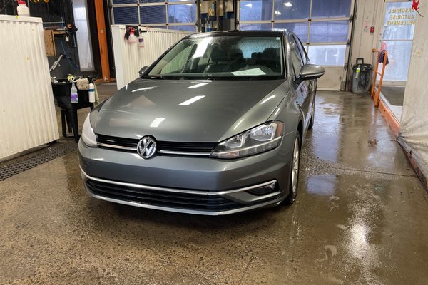 Golf HIGHLINE *TOIT* SIÈGES CHAUF CARPLAY BLUETOOTH USB