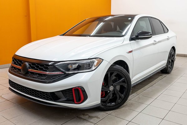 Jetta GLI *TOIT* NAV CUIR SIÈGES VENT REG ADAP CARPLAY BEATS