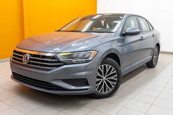 Jetta HIGHLINE AUTO *TOIT* SIÈGES CHAUFF ALERTES CARPLAY