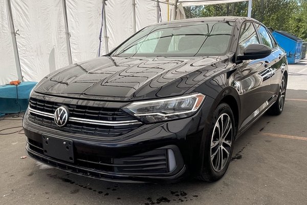Jetta COMFORTLINE *TOIT* SIÈGES / VOLANT CHAUF REG ADAPT
