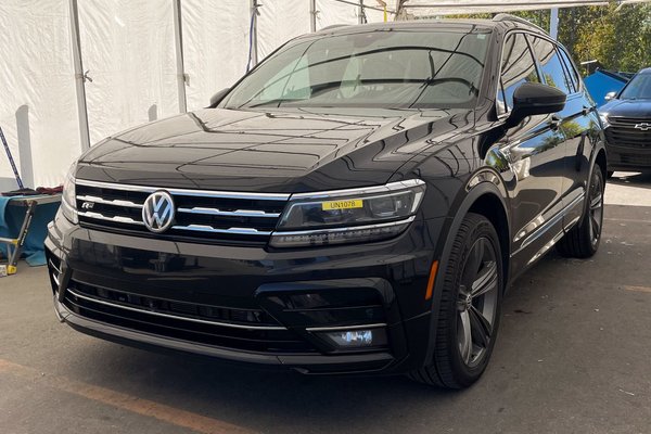 Tiguan HIGHLINE R-LINE 4MOTION *TOIT* NAV FENDER CUIR