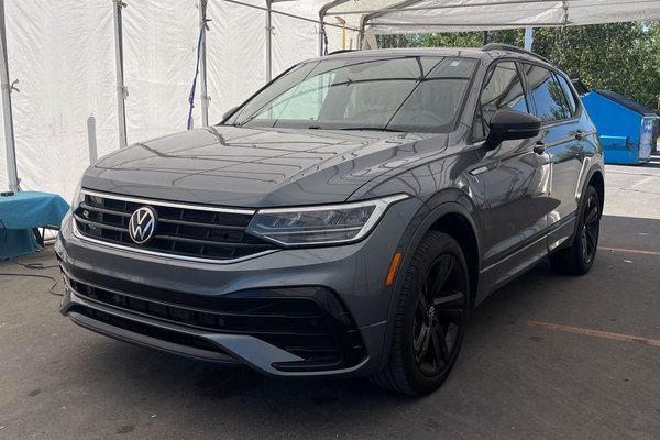Tiguan COMFORTLINE R-LINE BLACK EDITION 4MOTION *TOIT*