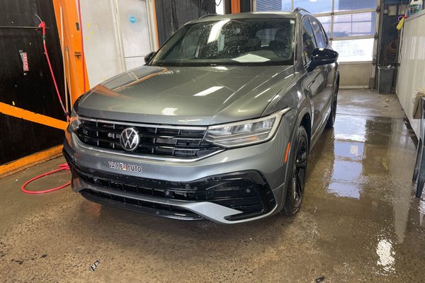 Tiguan COMFORTLINE R-LINE BLACK 4MOTION *TOIT* HAYON ELEC