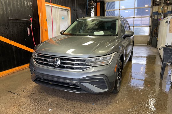 Tiguan TRENDLINE 4MOTION *SIÈGES CHAUFF* CARPLAY ALERTES