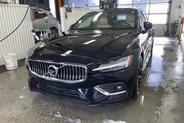 S60 B5 INSCRIPTION AWD *TOIT* NAV CUIR KARDON CARPLAY