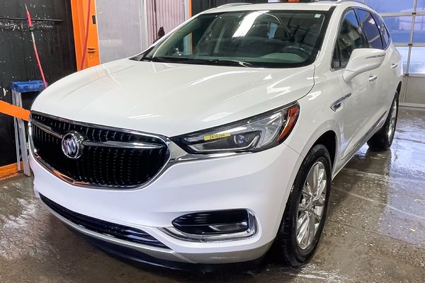 Enclave ESSENCE AWD *TOIT* 7 PLACES NAV GR REMORQ CARPLAY