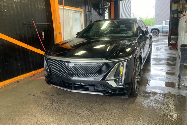 LYRIQ 450E LUXURY *TOIT* NAV CUIR SIÈGES CHAUF REG ADAPT
