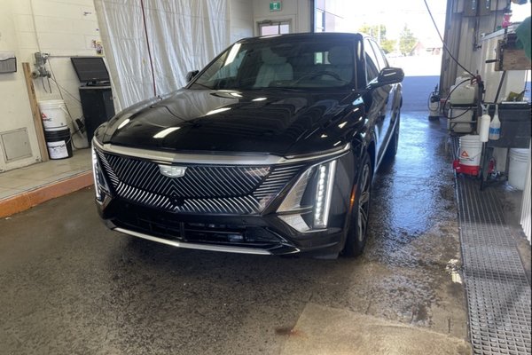 LYRIQ 450E LUXURY *TOIT* NAV CUIR SIÈGES CHAUF REG ADAPT