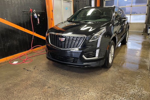 XT5 LUXURY AWD *SIÈGES CHAUF* HAYON ELECT BOSE CARPLAY