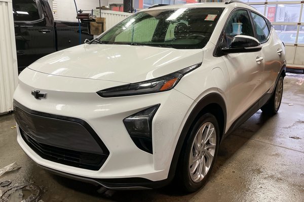 Bolt EUV LT *CHARGE RAPIDE* SIEGES / VOLANT CHAUF *CARPLAY