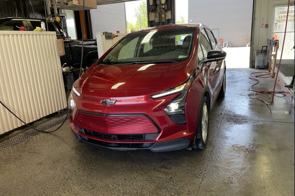 Bolt EV 1LT *CHARGE RAPIDE* SIEGES / VOLANT CHAUF *CARPLAY