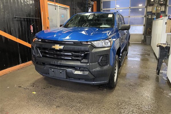 Colorado WT CREW 4X4 2.7L TURBO PLUS *NAV* BEDLINER CARPLAY