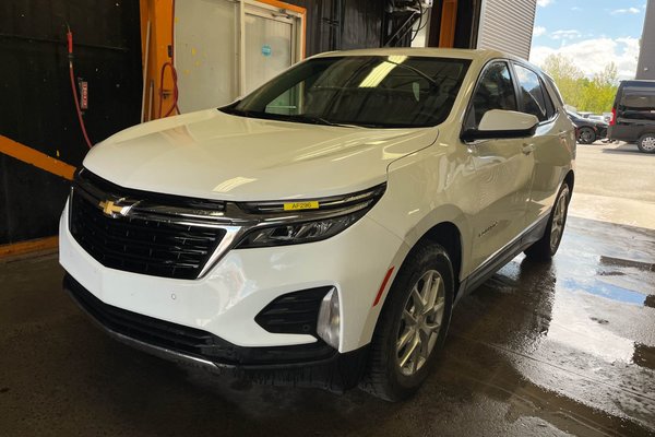 Equinox LT AWD *SIEGES CHAUF* CARPLAY *HAYON ELEC* ALERTES