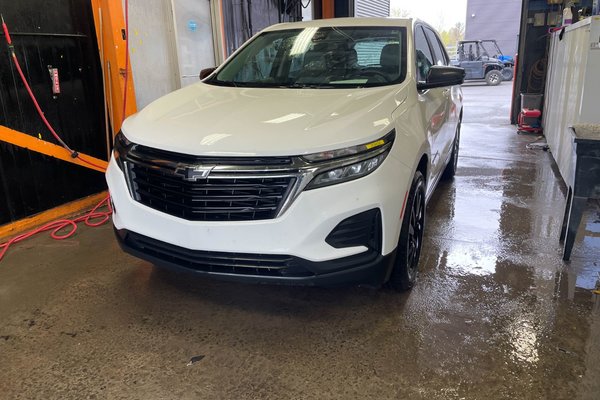 Equinox LS AWD *MIDNIGHT* SIÈGES CHAUFF CARPLAY BLUETOOTH
