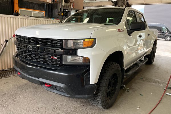 Silverado 1500 CUSTOM TRAIL BOSS CREW V8 4X4 *GR. REMORQ* CARPLAY