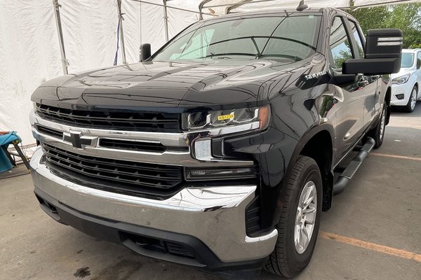 Silverado 1500 LT 4X4 V8 *GR REMOR* SIÈGES / VOLANT CHAUF CARPLAY