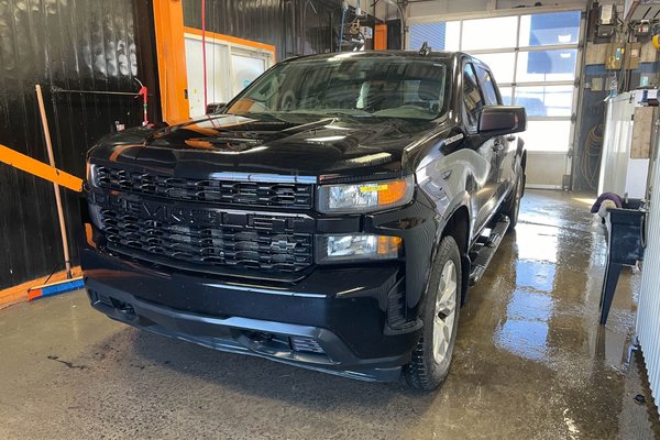 Silverado 1500 CUSTOM CREW 4X4 V8 *CARPLAY* GR REMORQ BEDLINER