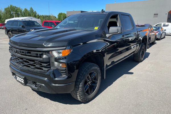 Silverado 1500 CUSTOM TRAIL BOSS CREW 4X4 DIESEL *MIDNIGHT* USB