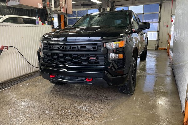 Silverado 1500 CUSTOM TRAIL BOSS CREW 4X4 V8 *CARPLAY* GR REMORQ