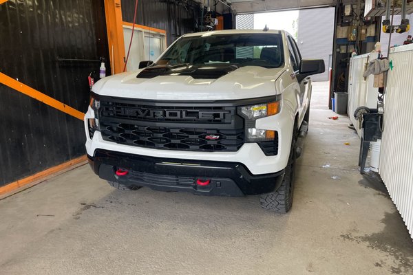 Silverado 1500 CUSTOM TRAIL BOSS CREW 4X4 *BEDLINER* CARPLAY WIFI