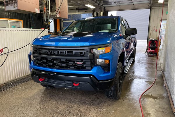 Silverado 1500 CUSTOM TRAIL BOSS CREW 4X4 *CARPLAY* GR REMORQ USB